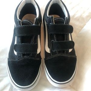 Vans Old Skool V Black White Canvas Suede Youth